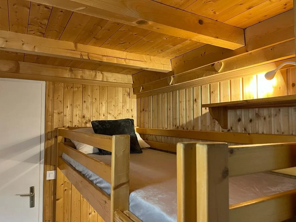 Lits superposés en bois